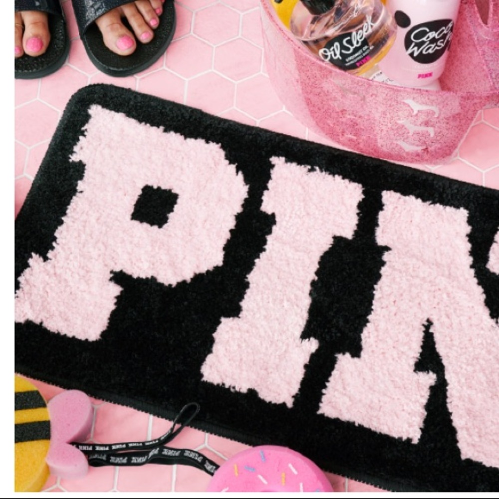 Victoria Secret Pink Bath Mat New Never Used